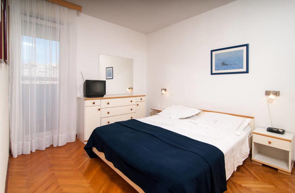 Apartment Definis سبليت الغرفة الصورة